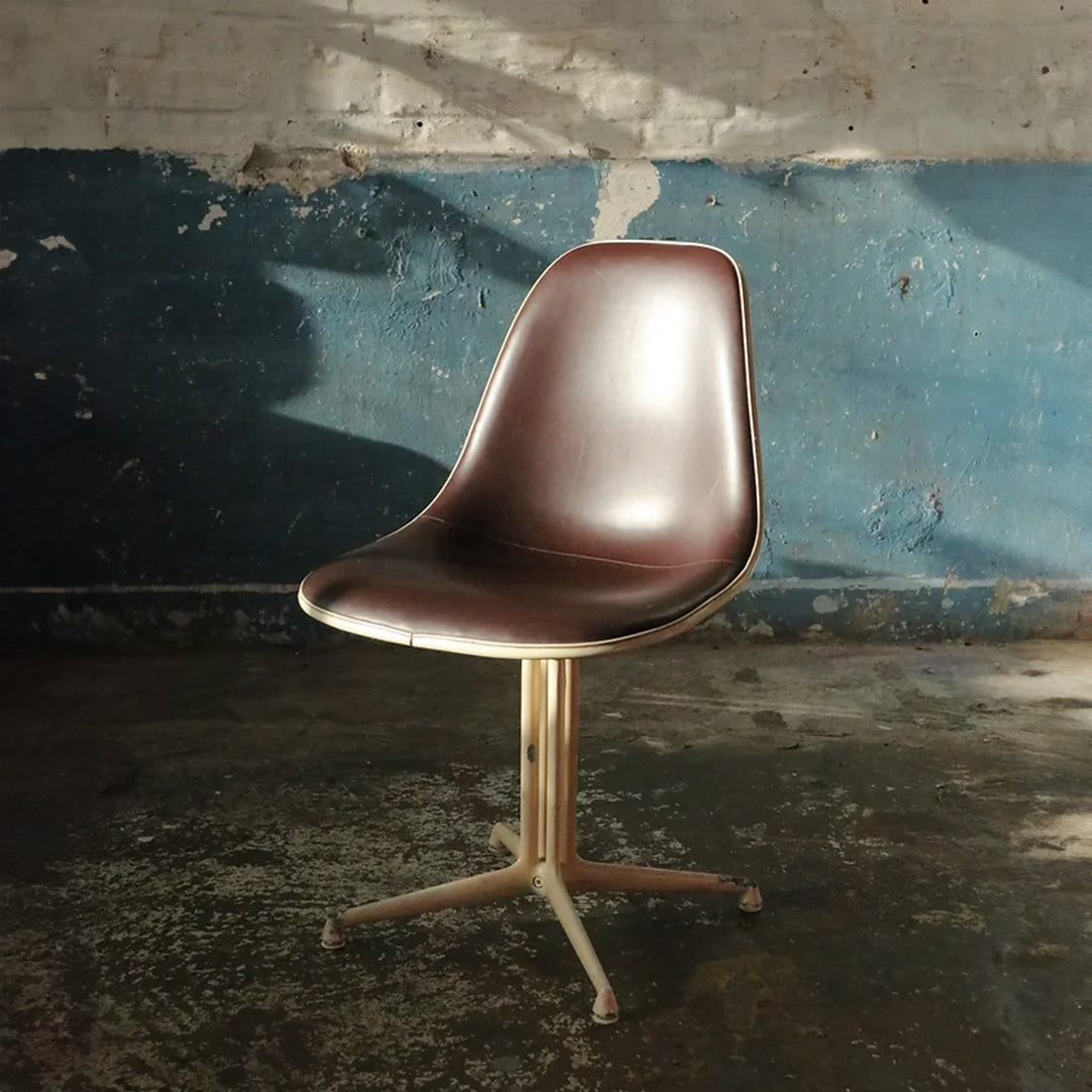 Eames la fonda hotsell