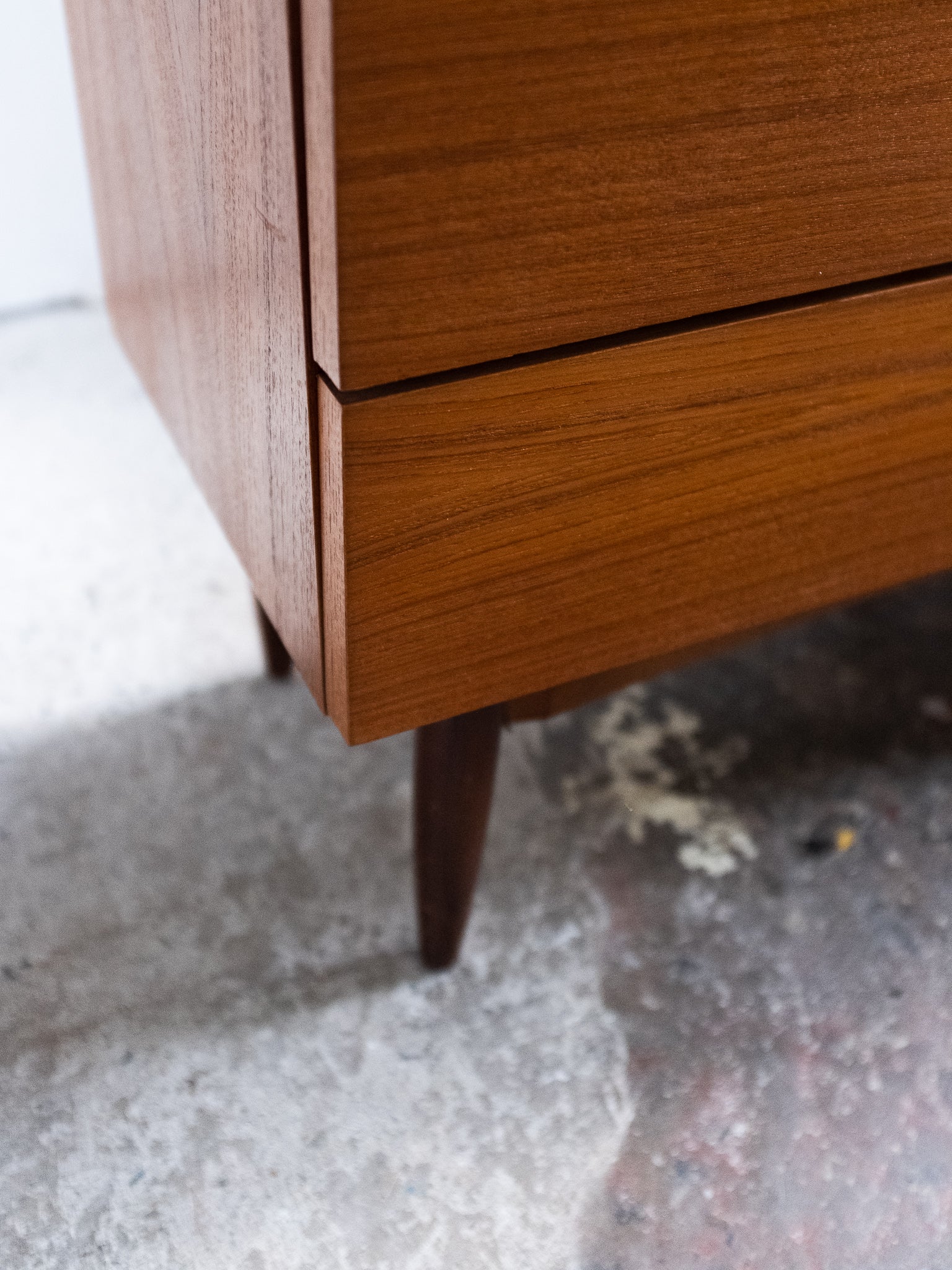 Paire de tables de chevet